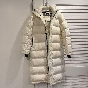 Aritzia Super Puff long